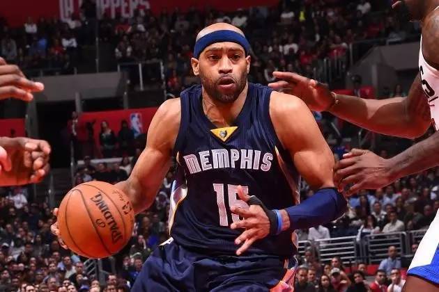 却让新秀迅 却让新秀迅